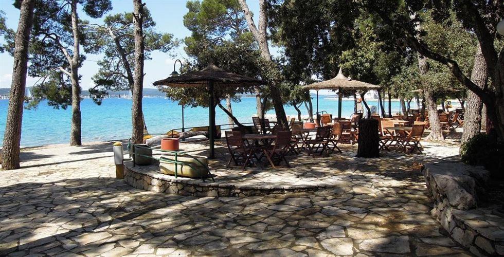 Mobile Home Cicibela Biograd Na Moru Exterior photo